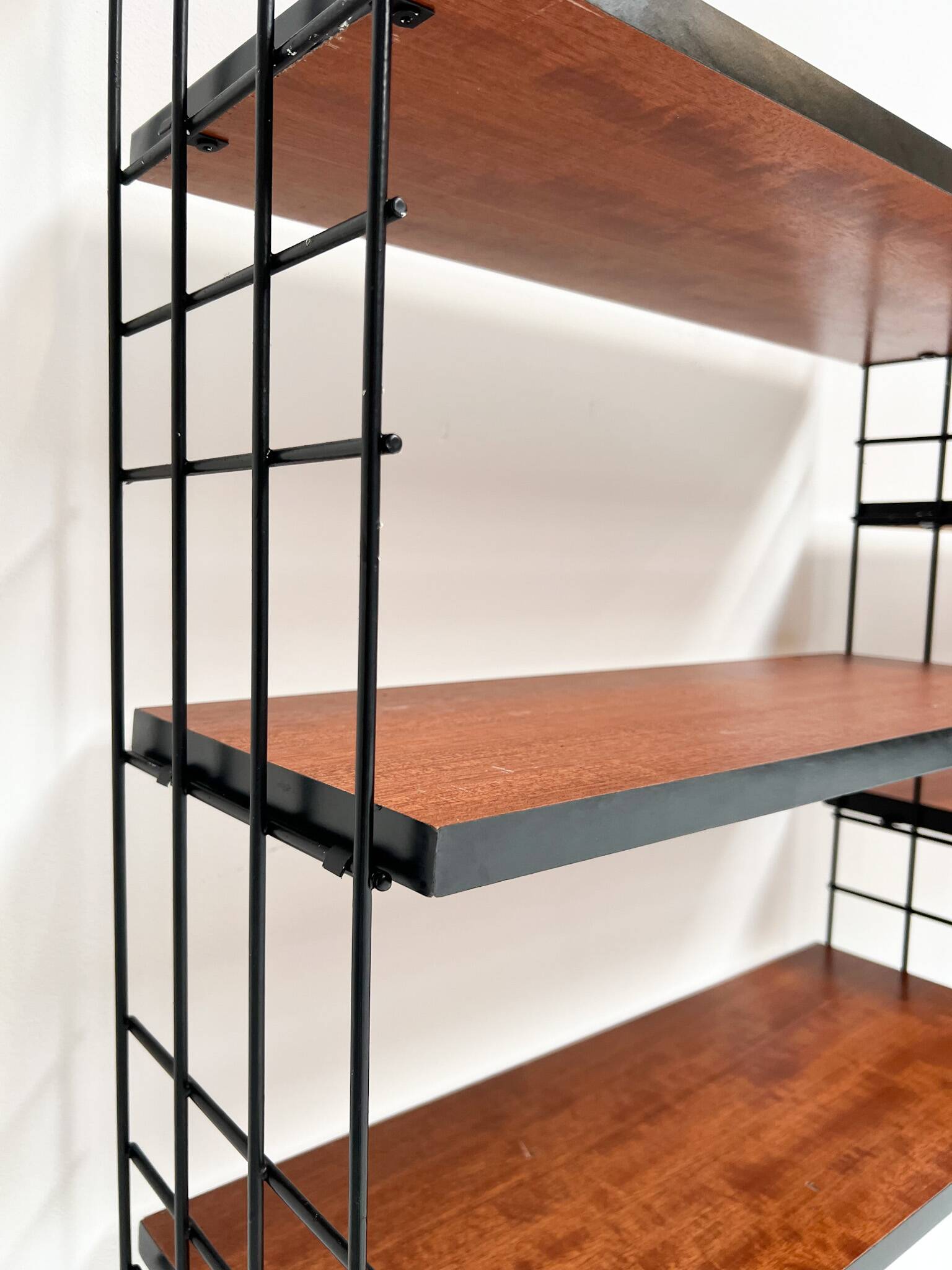 12 pieces shelving system from the 1960s