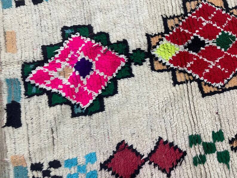 Berber wool rug decorated 200cm x 300cm