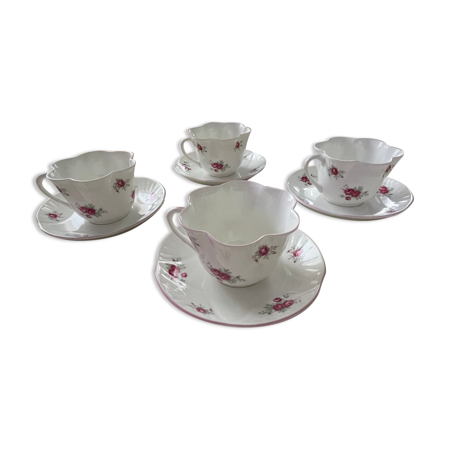 Set of 4 english porcelain tea cups