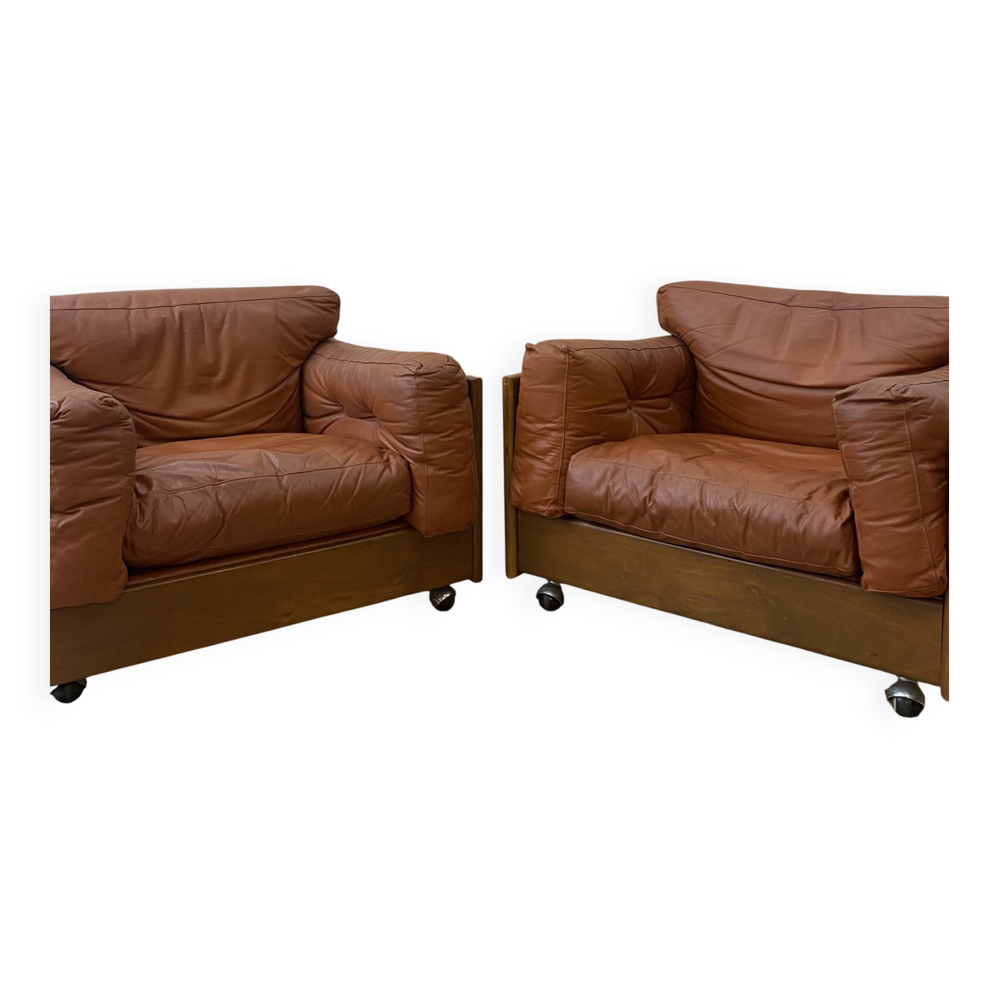 Pair of Cognac Leather Club Armchairs & Wood - Italian Design - 1970s