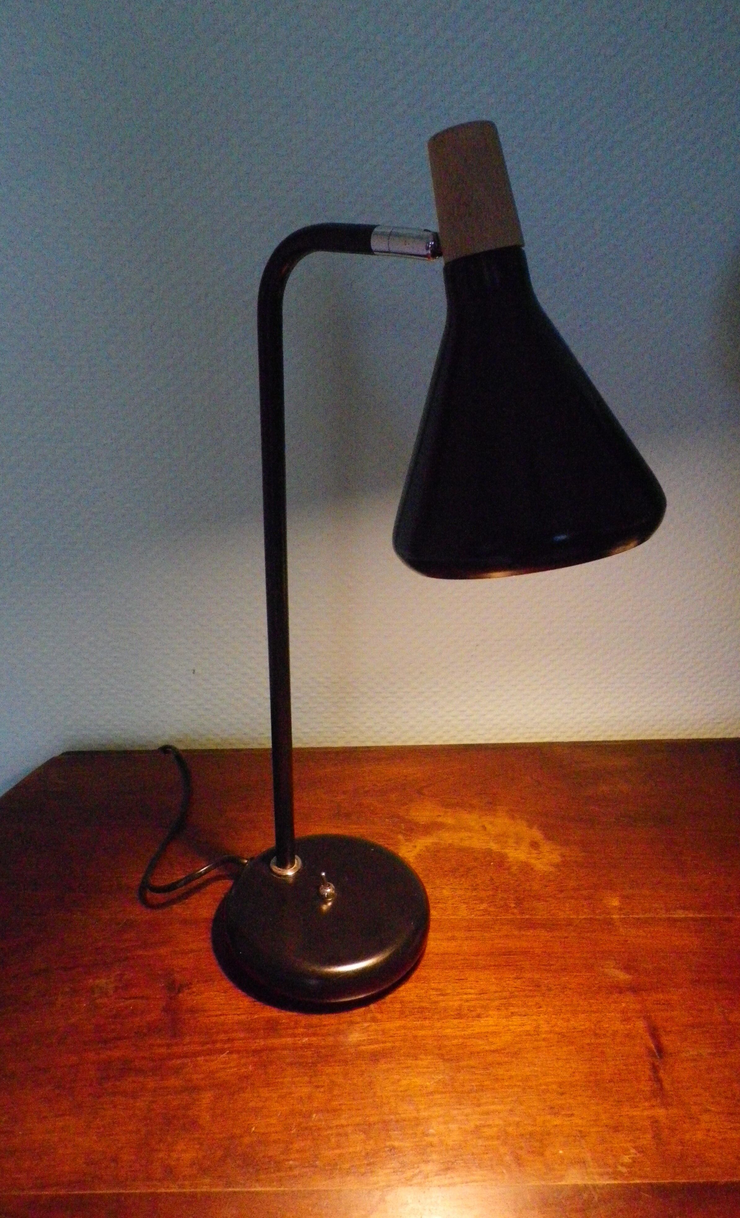 Lamps with tilting lampshade, Italian design from the 70s