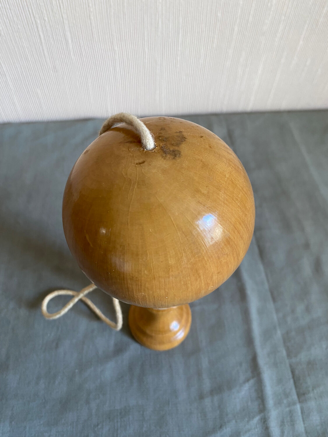 Bilboquet en bois