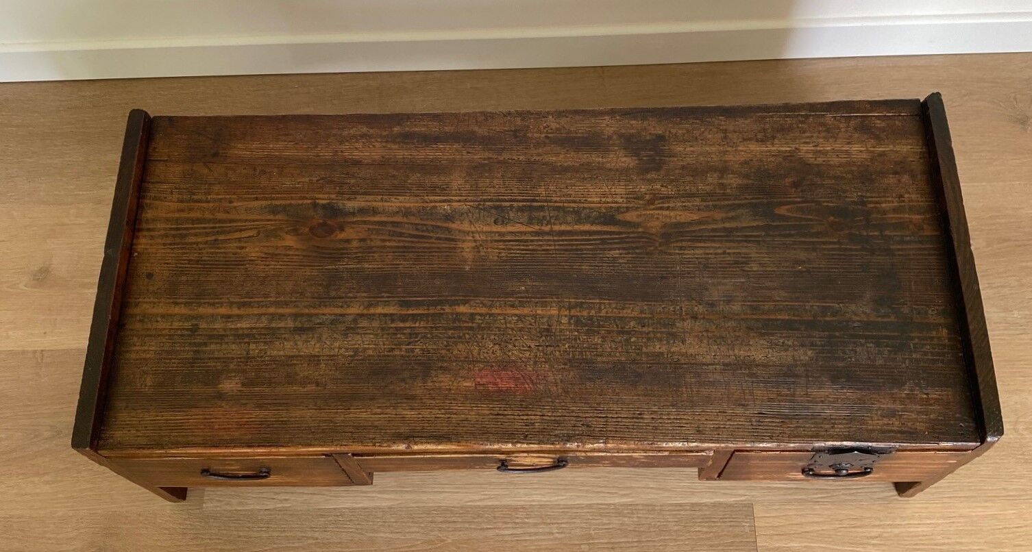 Table basse japonaise