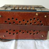 Former diatonic accordion Maugein Frères Tulle