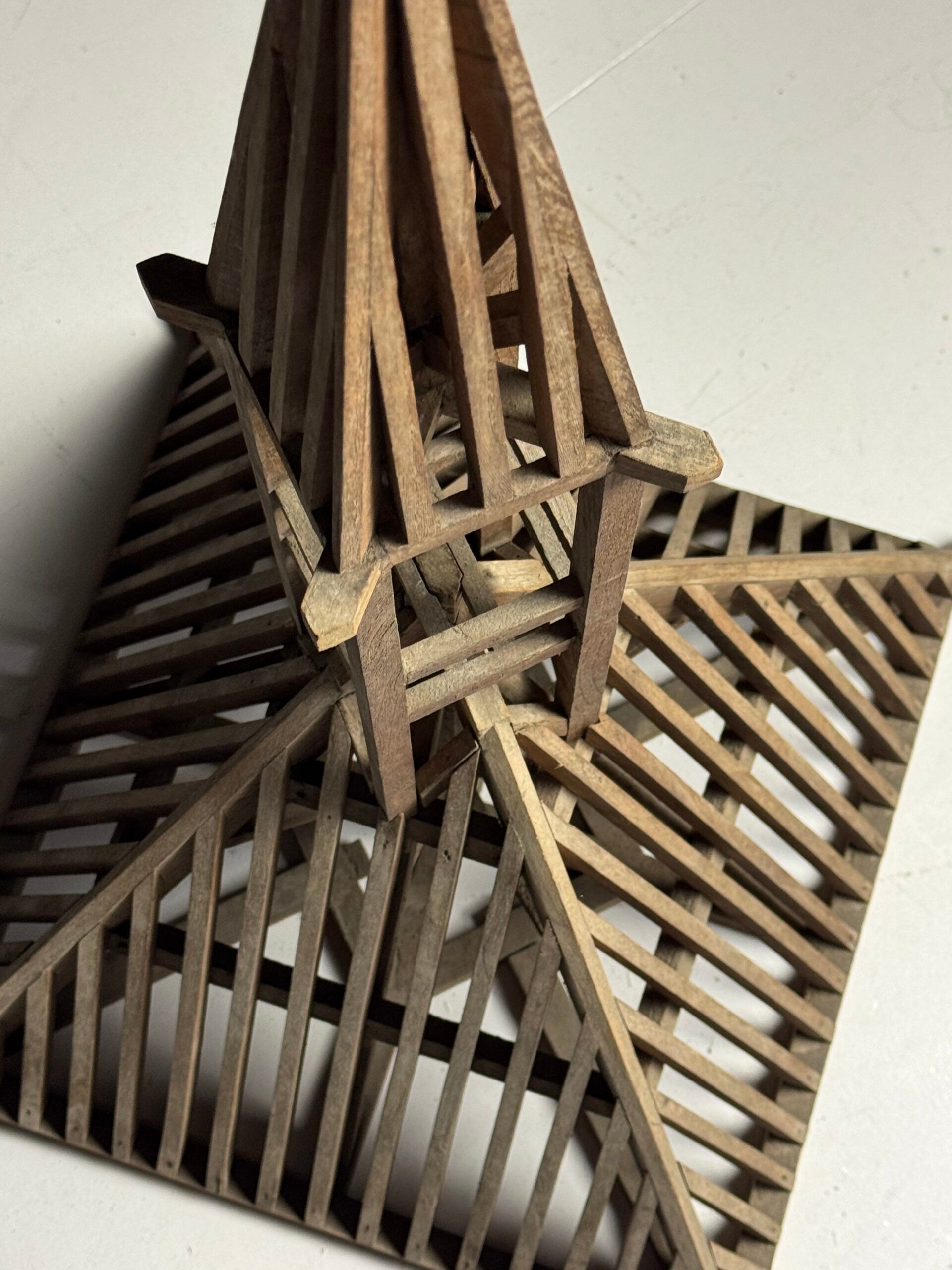 Masterpiece piece, roof construction