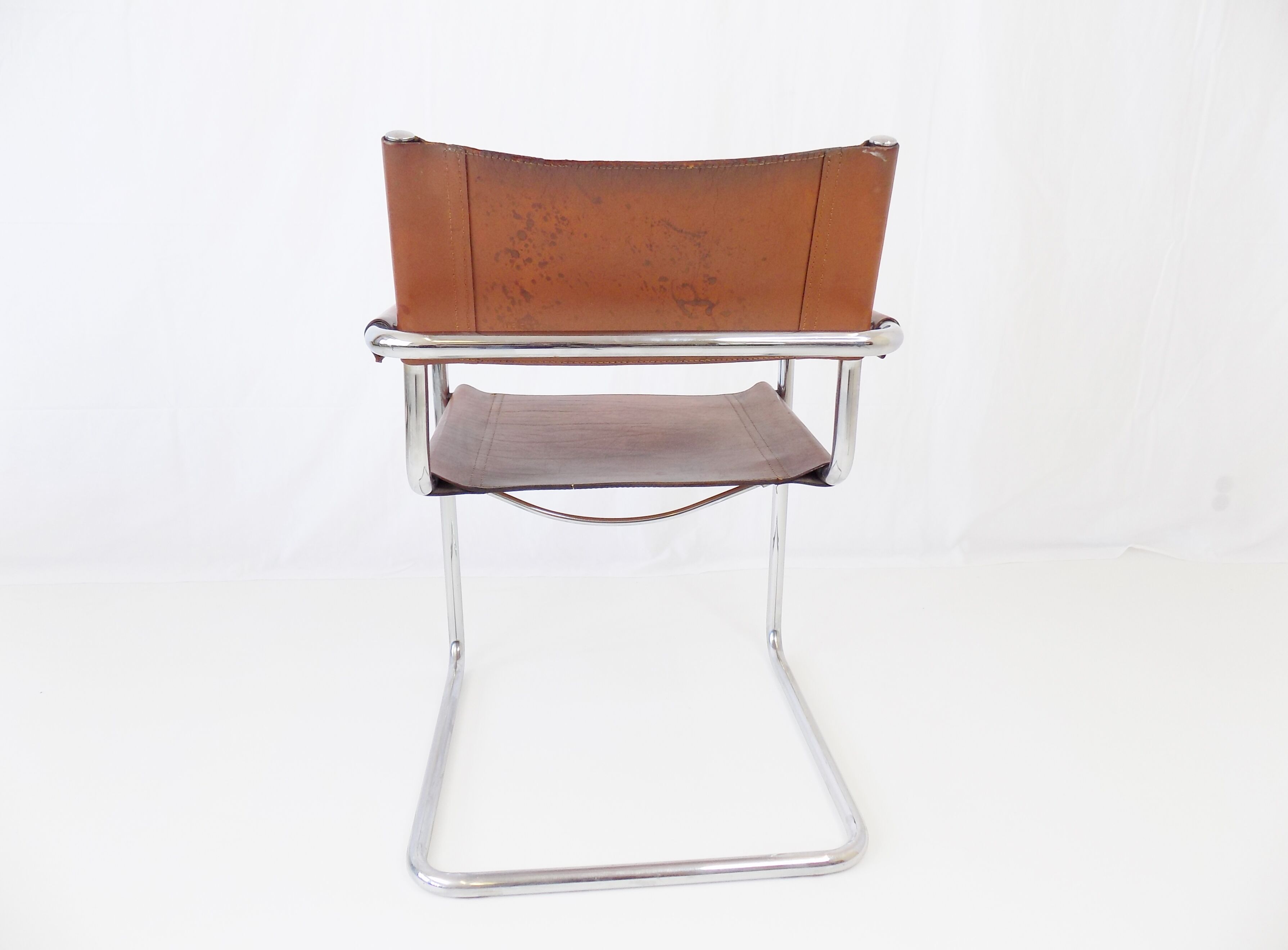 Matteo Grassi MG5 set of 4 leather cantilever chairs