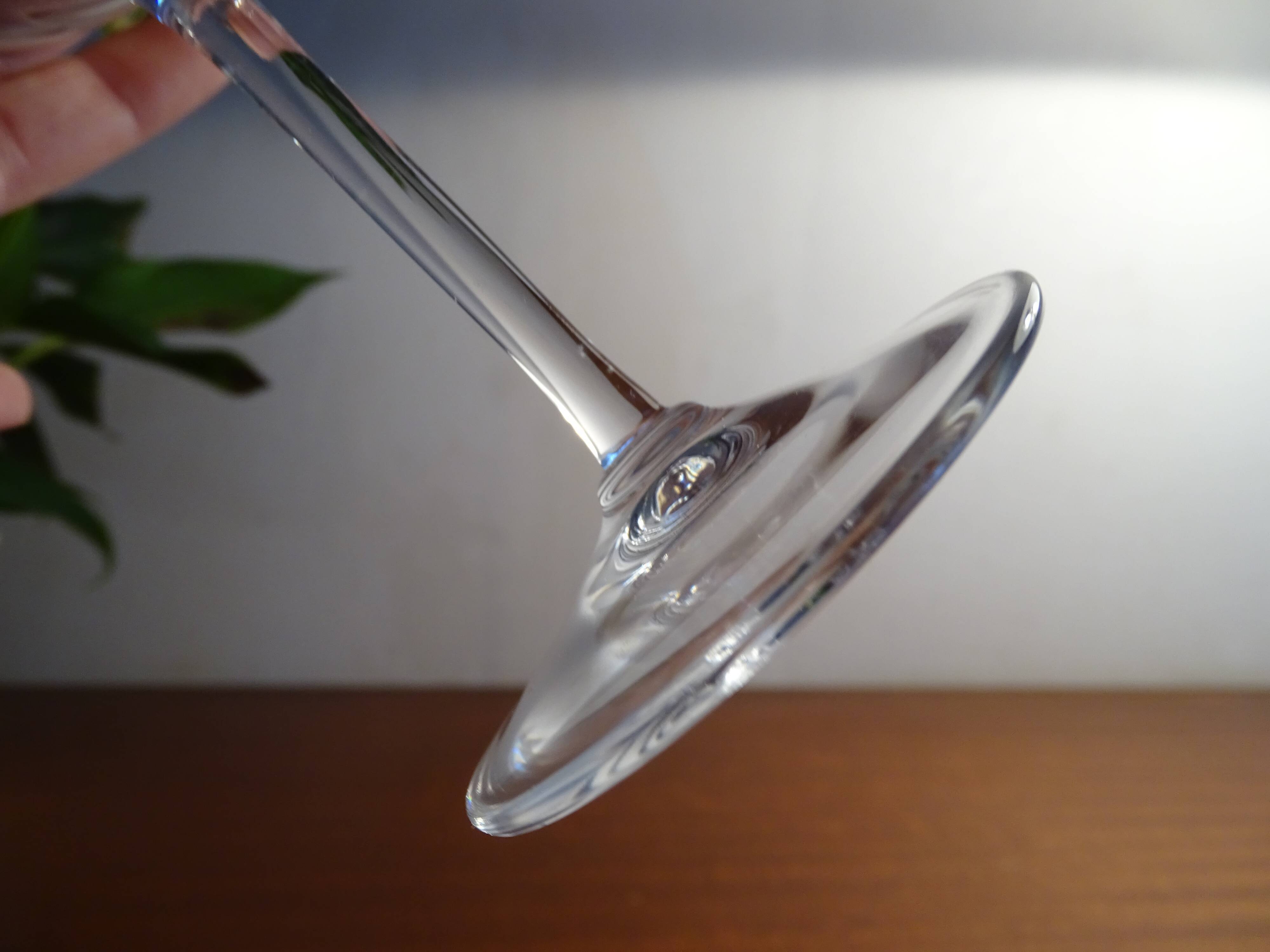 2 glasses red wine crystal Baccarat model Montaigne Optic