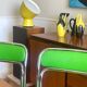 Série de 8 chaises Souvignet en chrome et skaï vert