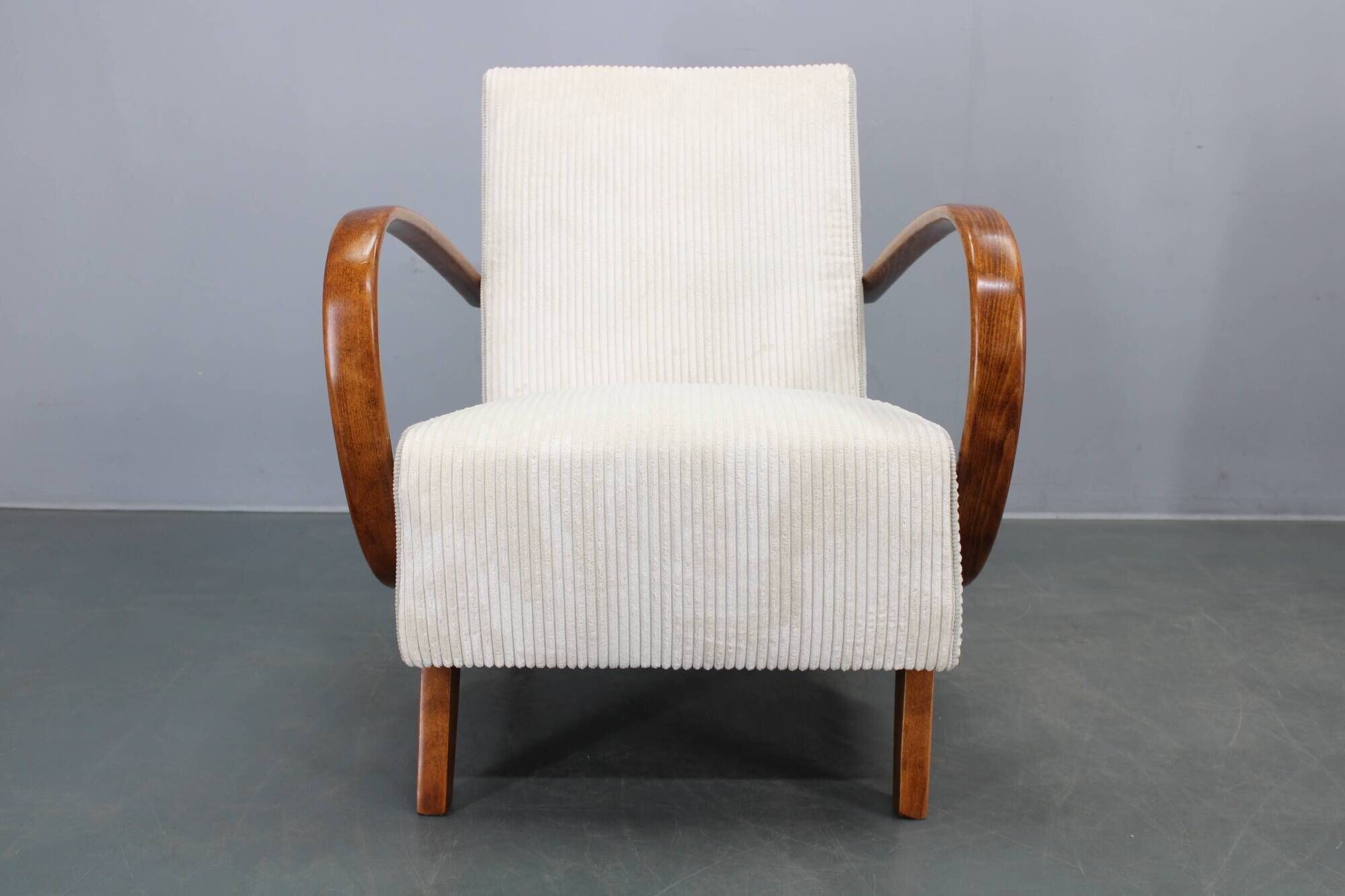 Pair of Art Deco armchairs by Jindřich Halabala, 1940s
