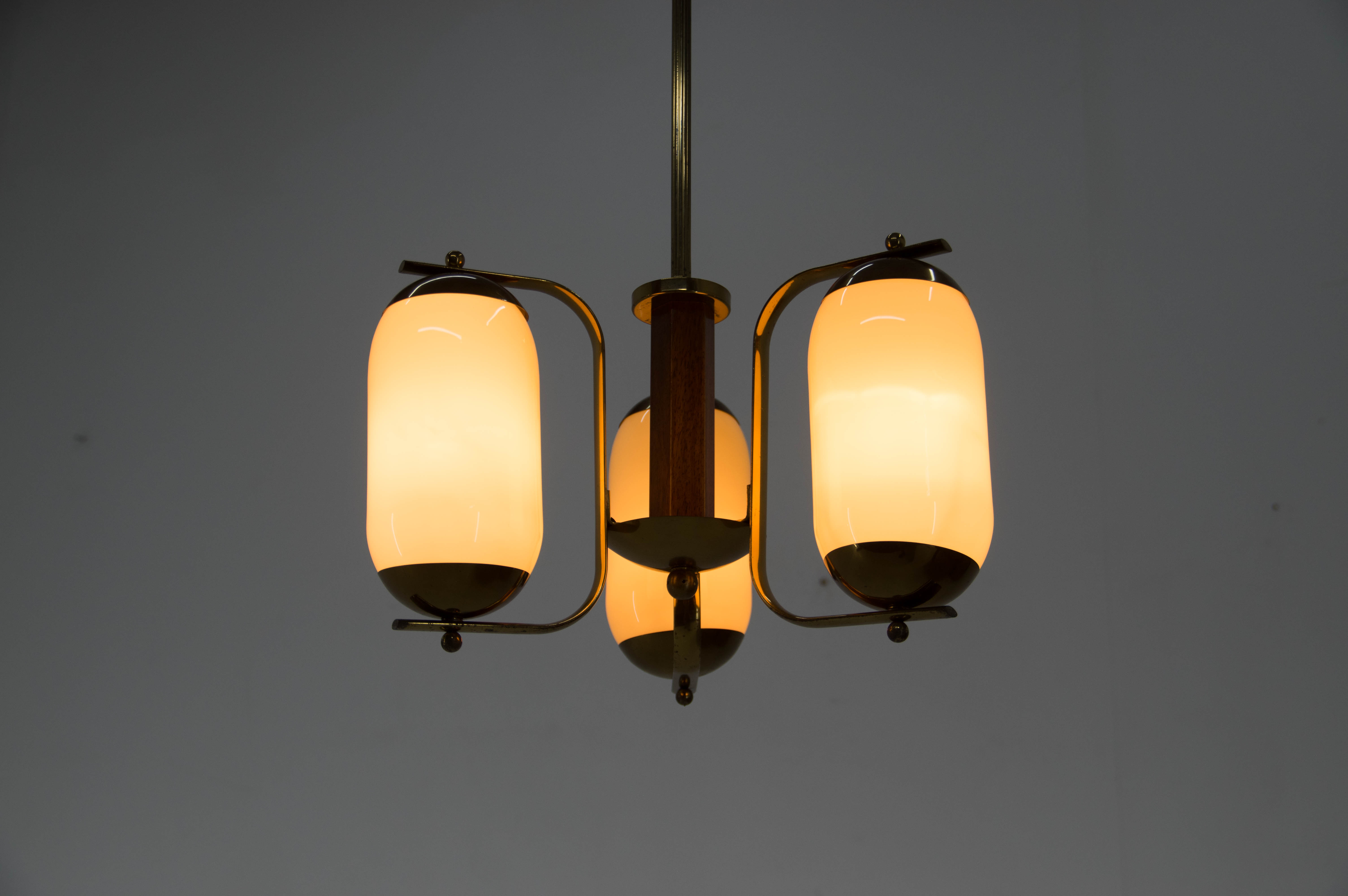 Art deco three-flamming chandelier, 1940s