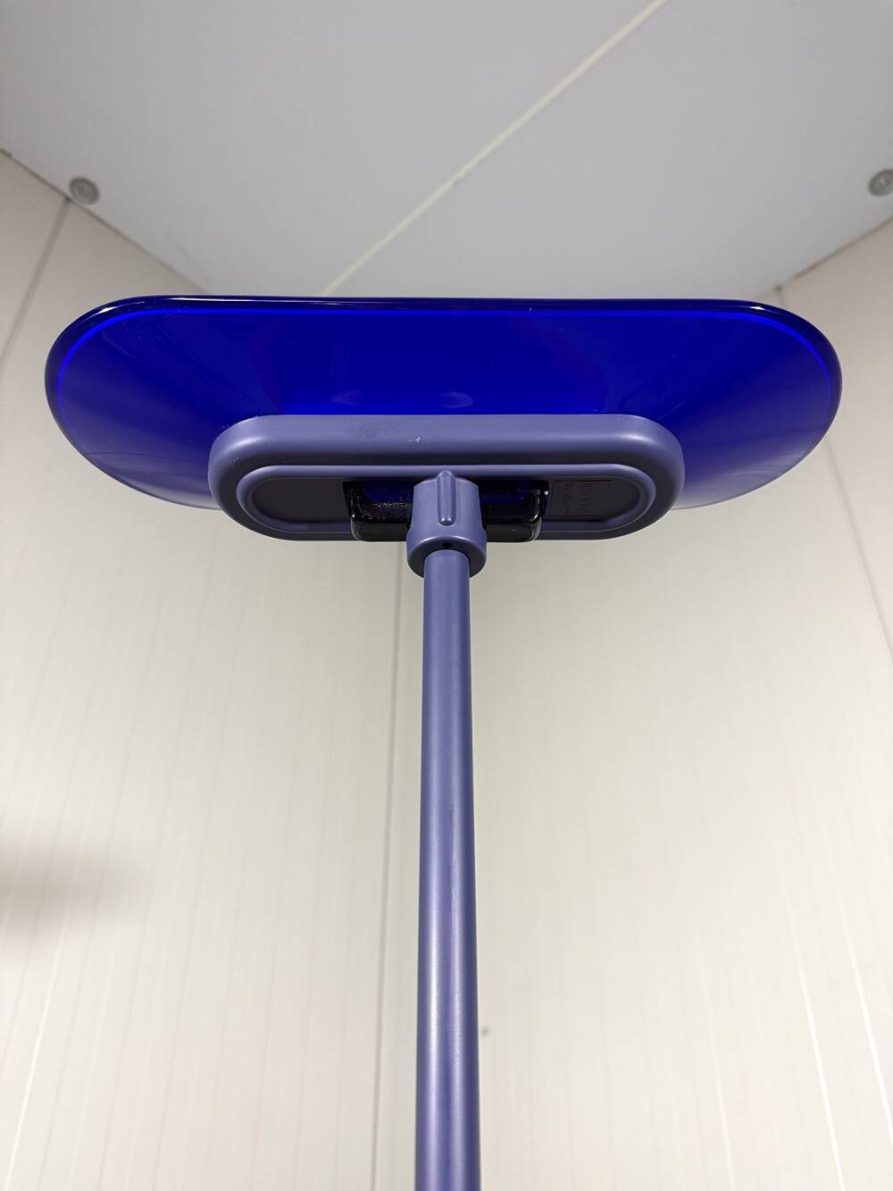 Lampadaire Arteluce Jill A380 en bleu, Italie, années 1970.