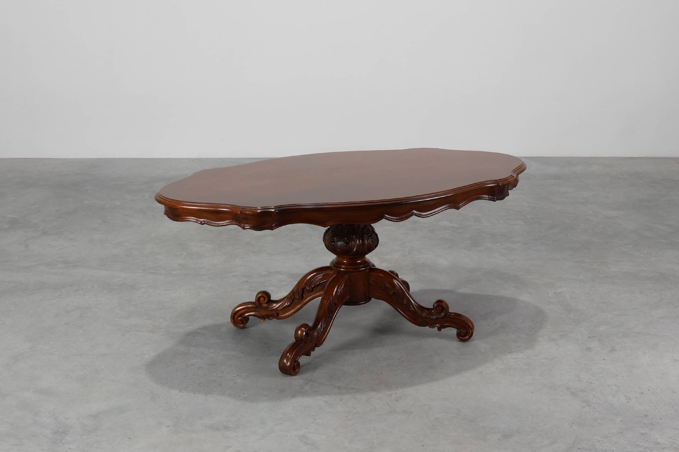 Victorian Cherrywood Oval Coffee Table, England, circa 1850