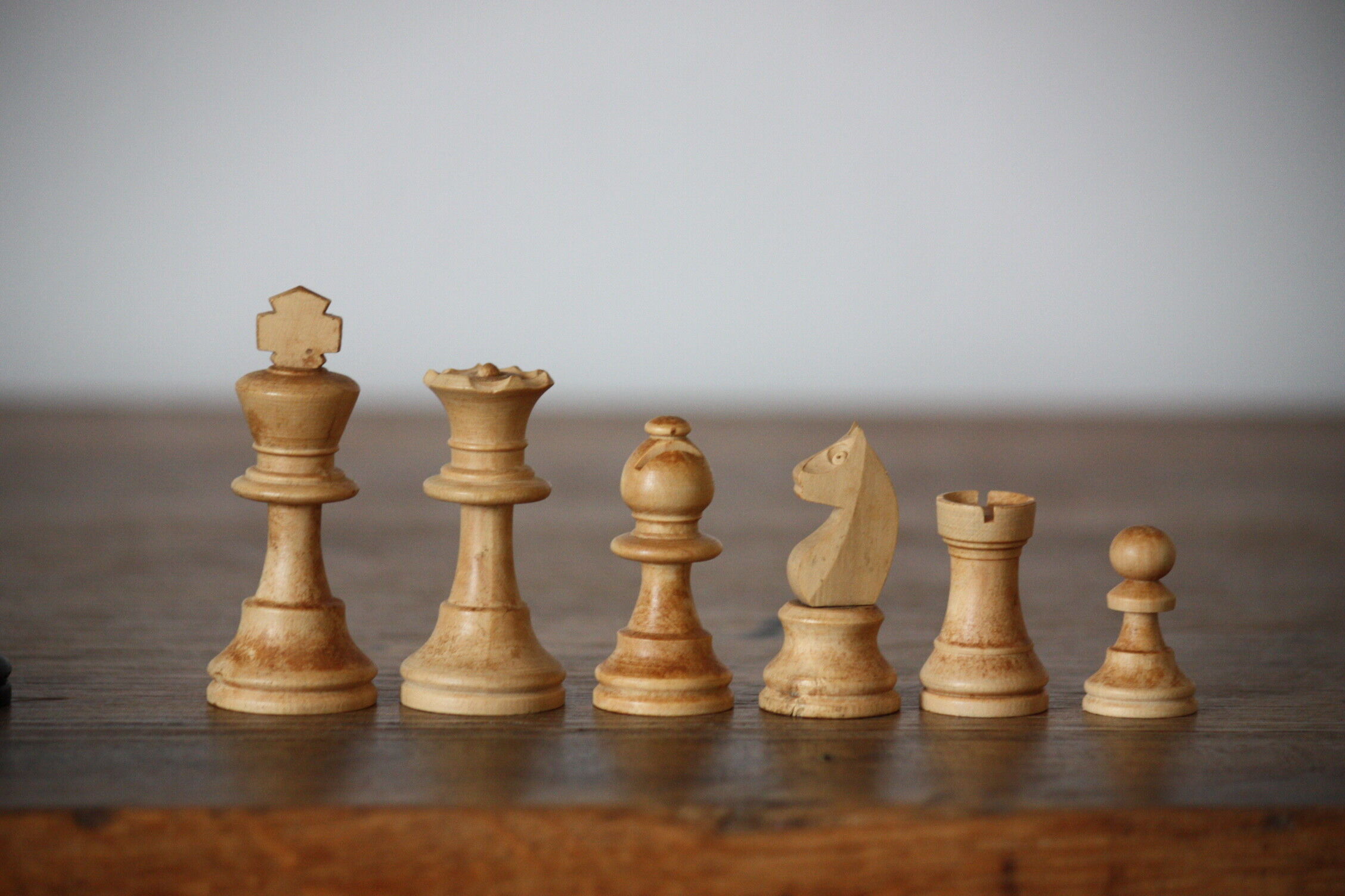Wooden Staunton chess game