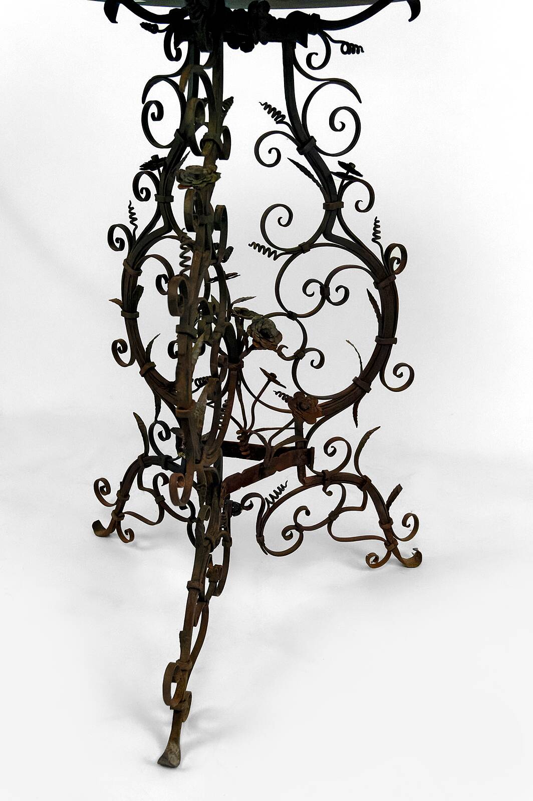 Wrought iron pedestal table and marble top, Venice, Italy, 17th century