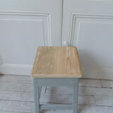 Vintage shoeshine stool base green of gray, wooden seat