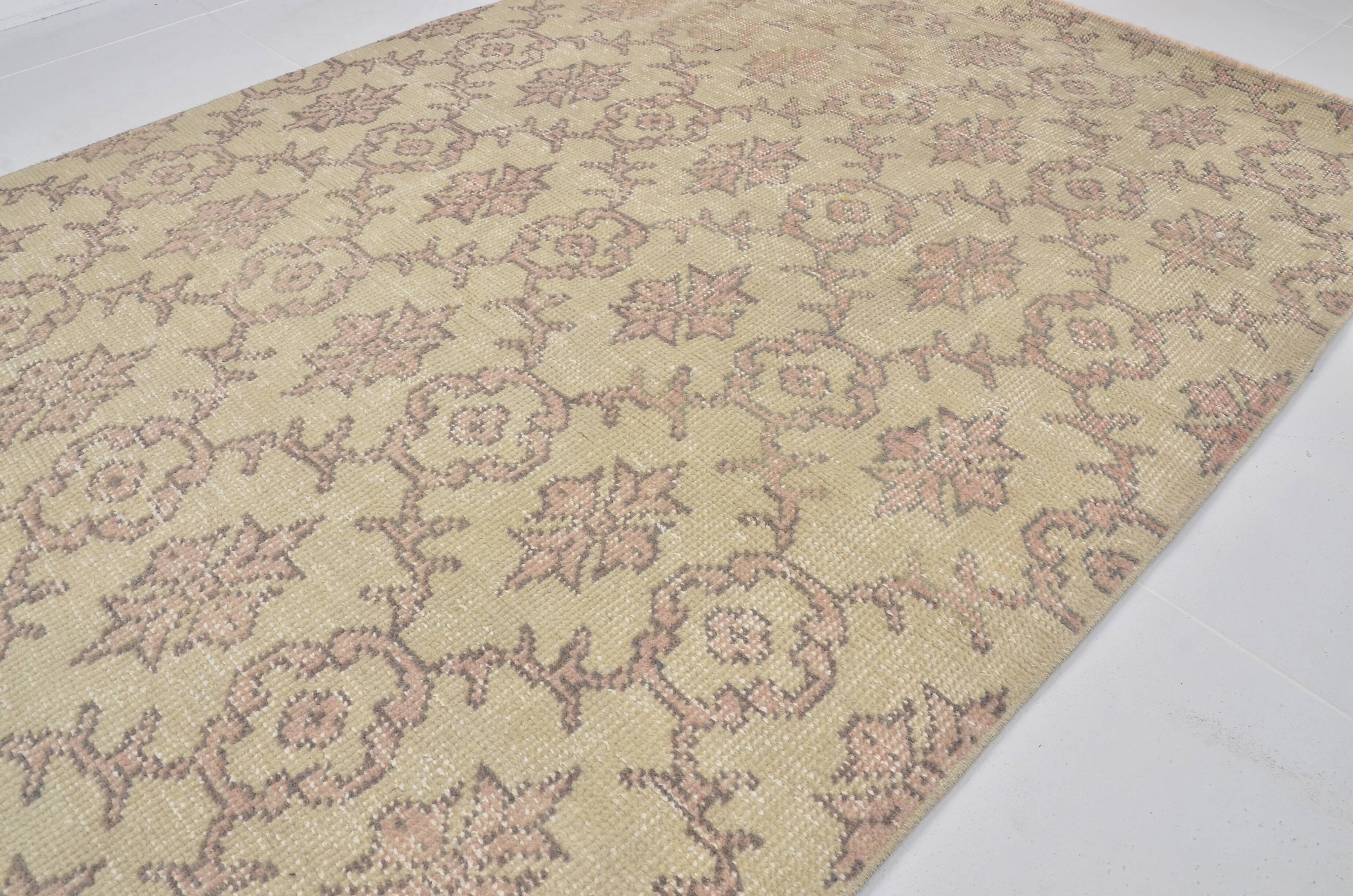Oushak Neutral Handknotted Rug  sku 874