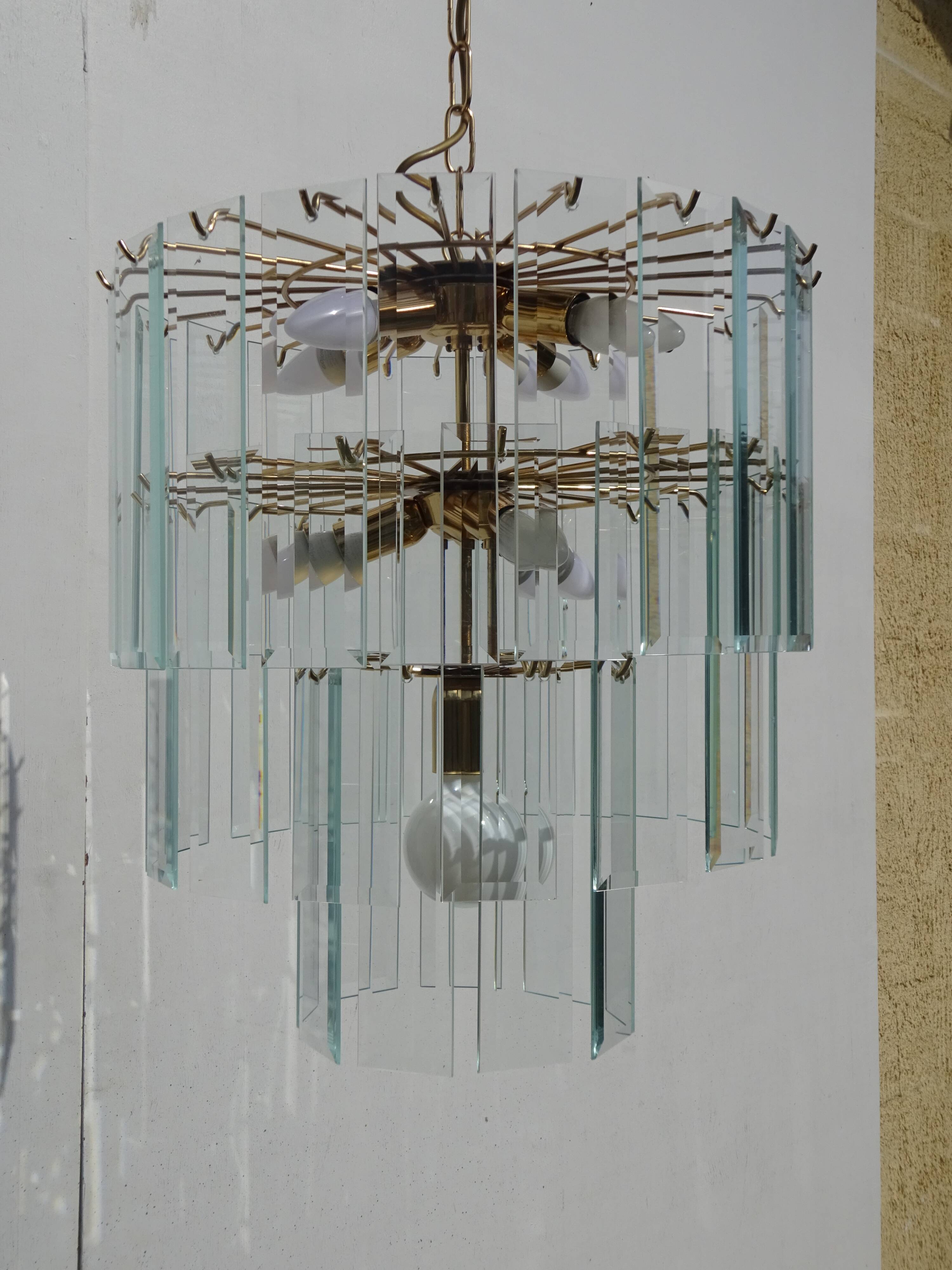 Large chandelier, 46 hanging beveled glass plates