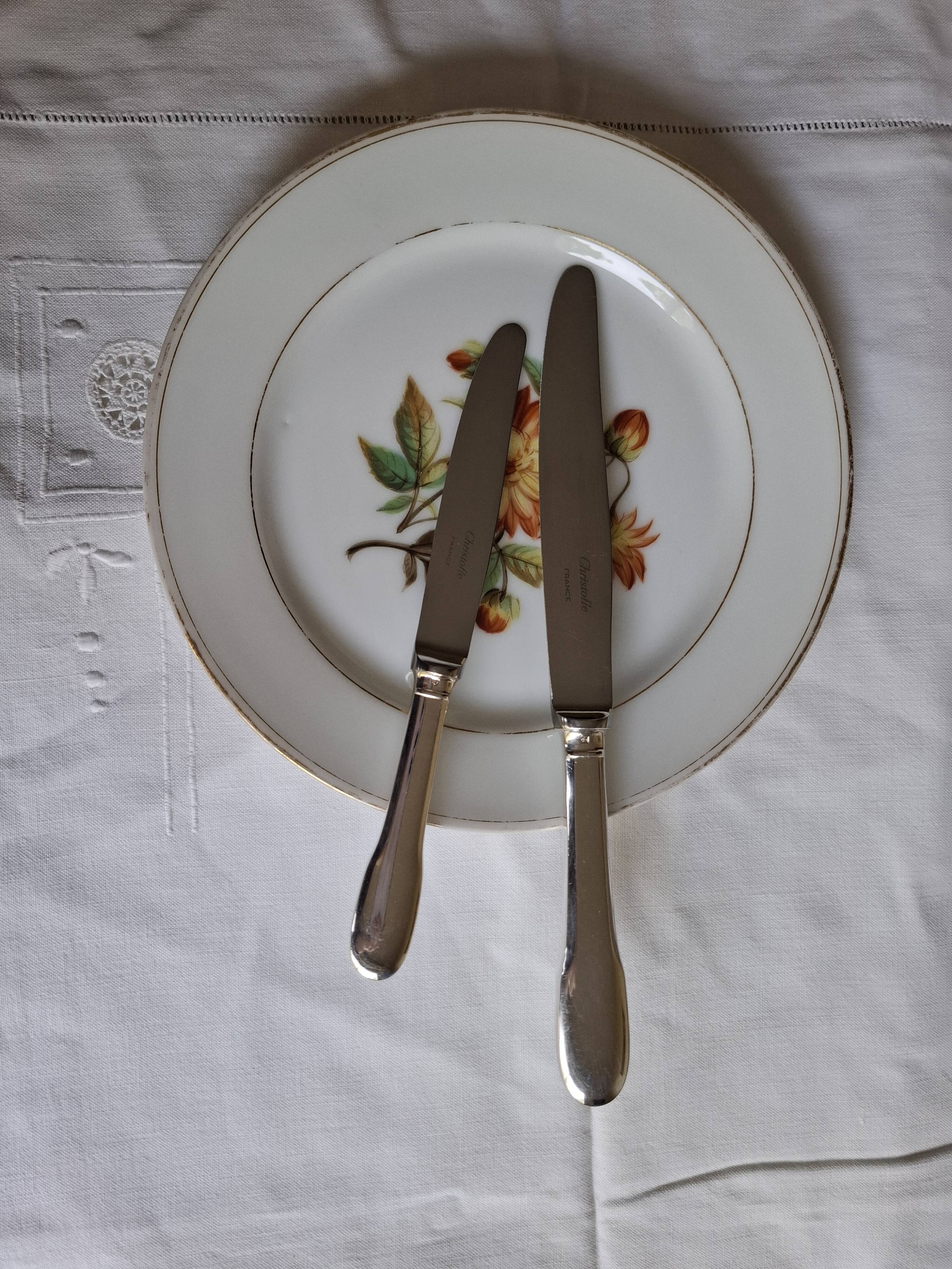 24 silver-plated Christofle Cluny Uniplat Vieux-Paris knives (2 x 12)