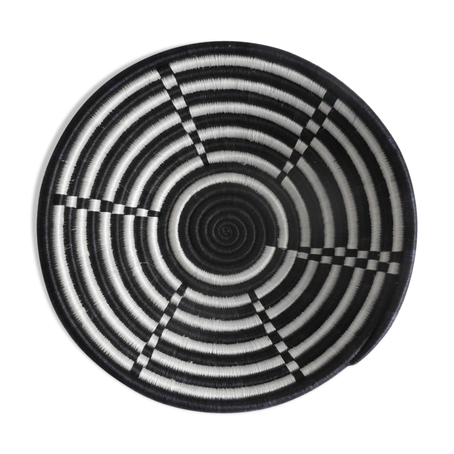 African mural basket