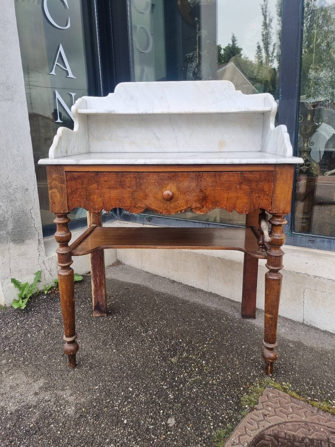 Old vintage dressing table