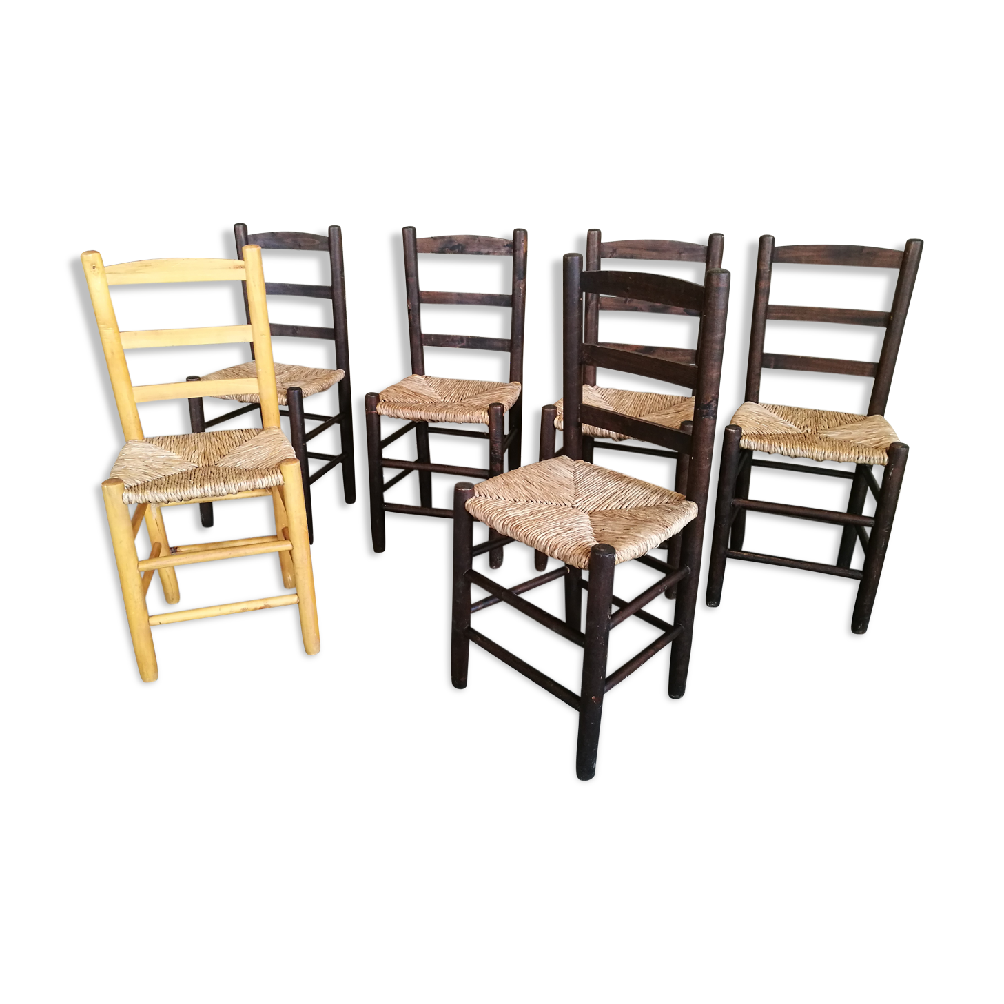 Set of six mulched chairs