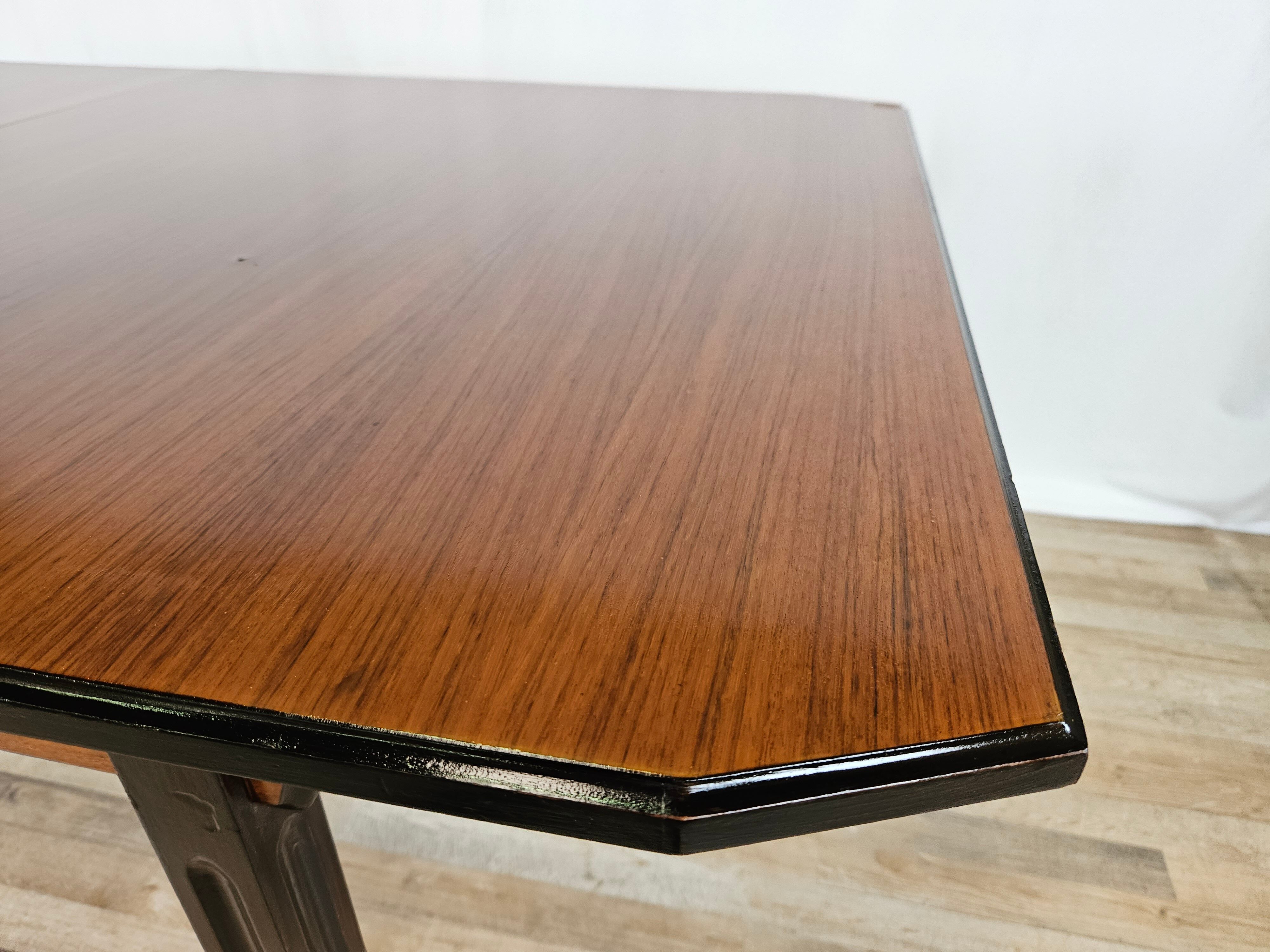 Table à manger extensible de style scandinave en noyer et ébène