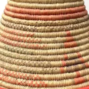 Large covered Moroccan basket made of woven wicker, 70s folk style.