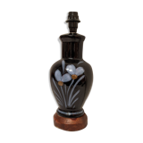 Very nice vintage lamp to lay in excellent hand-painted condition
