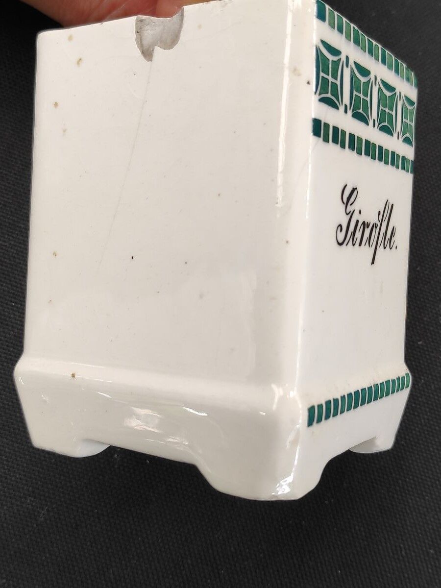 Kitchen pots in earthenware