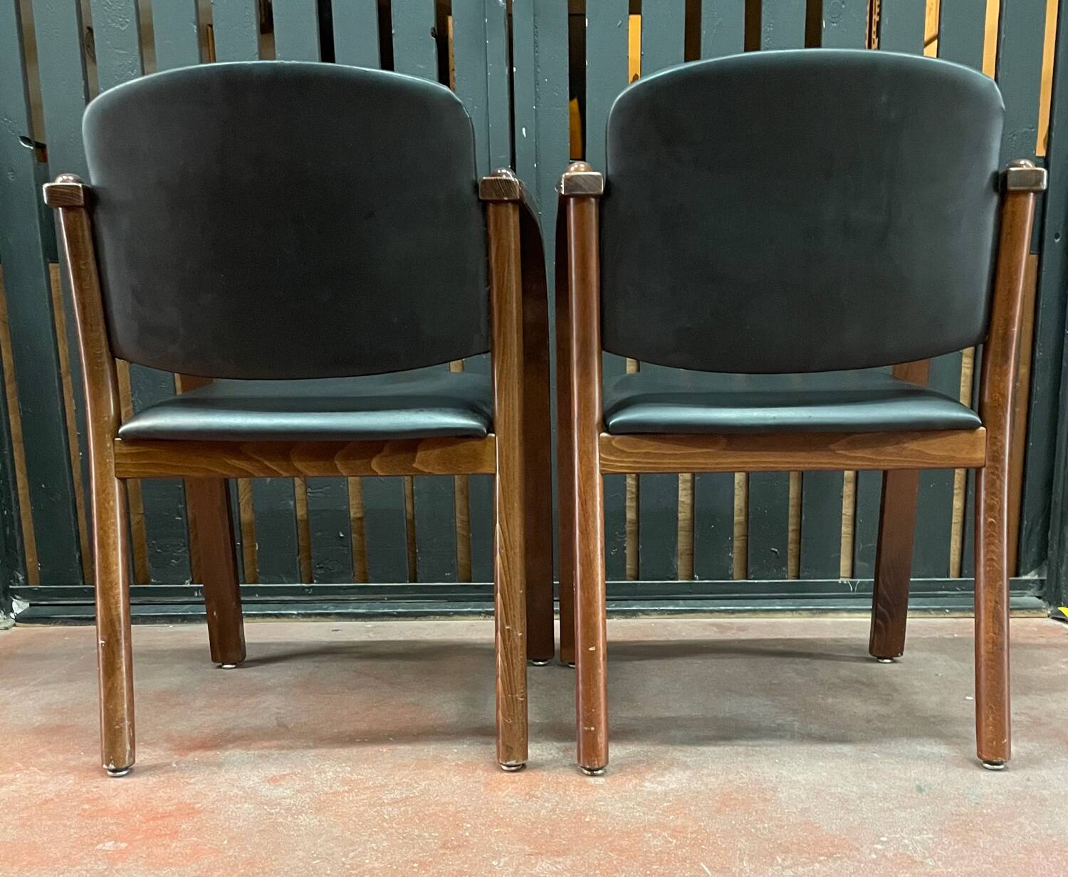 Pair of wooden and leatherette armchairs from the 80s