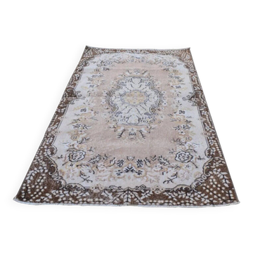 Vintage handmade Turkish rug 117x204 cm
