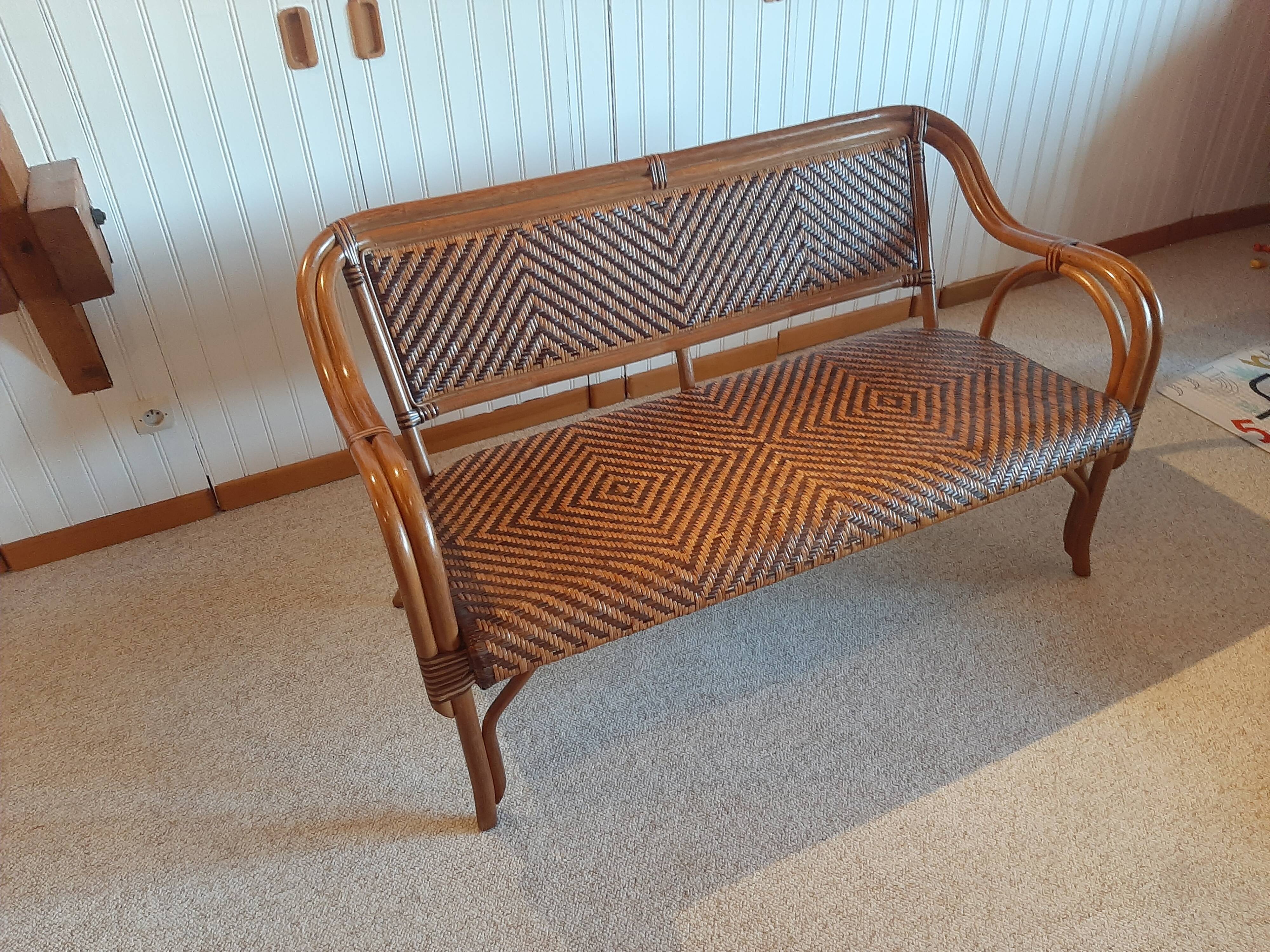 Vintage -Braided rattan sofa - chevron pattern