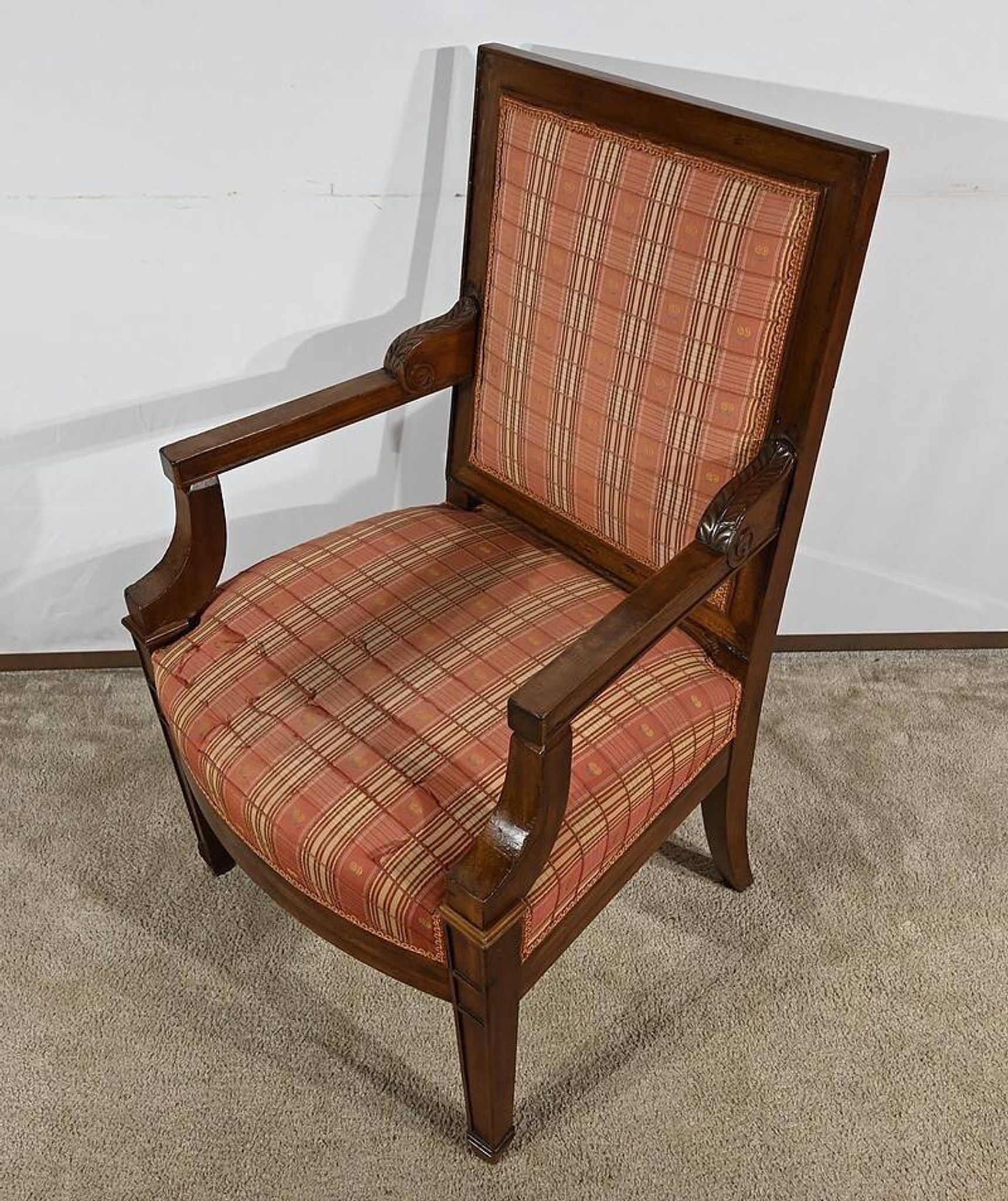 Fauteuil en Acajou Massif, époque Directoire – Début XIXe