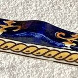 10 anciens porte couteau Gien Renaissance fond bleu