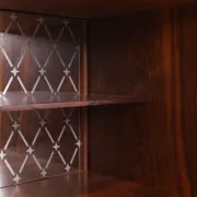 Buffet en teck de design danois avec section bar, années 1960.