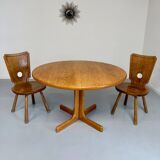 Antique round Scandinavian dining table from the 70s with 1 solid wood extension