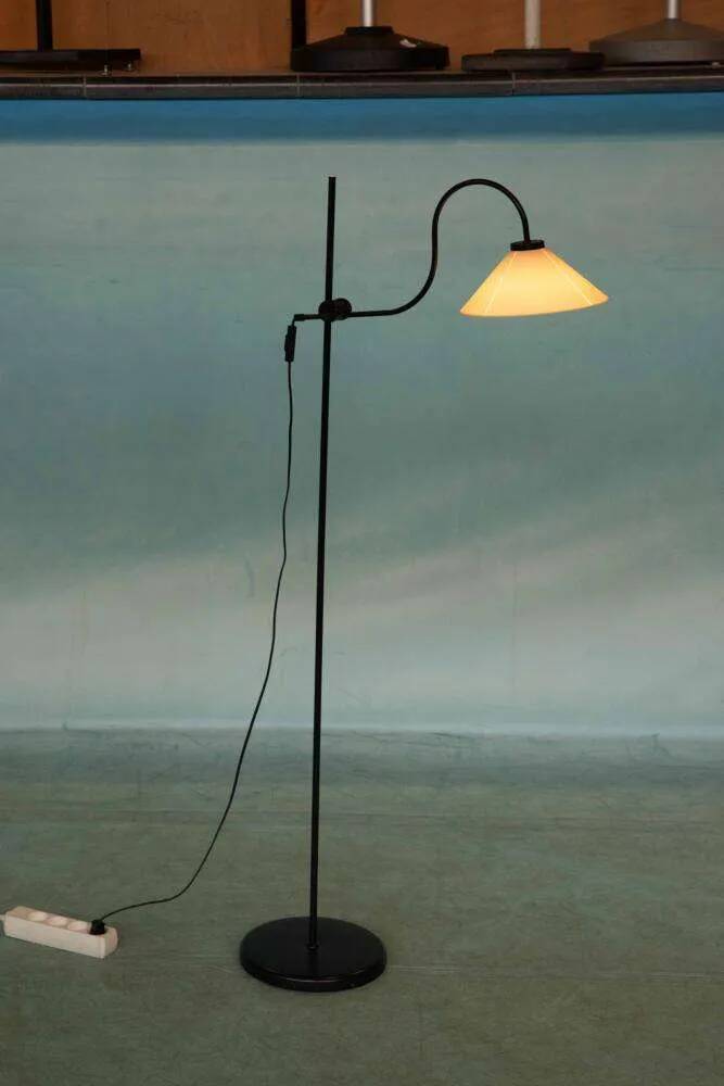 1970s minimalist floor lamp, adjustable reading lamp