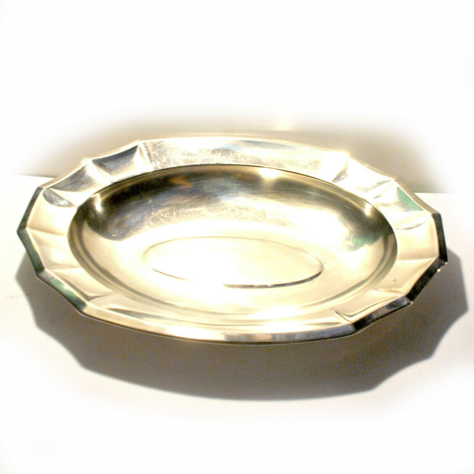 Silver metal oval plate Gallia