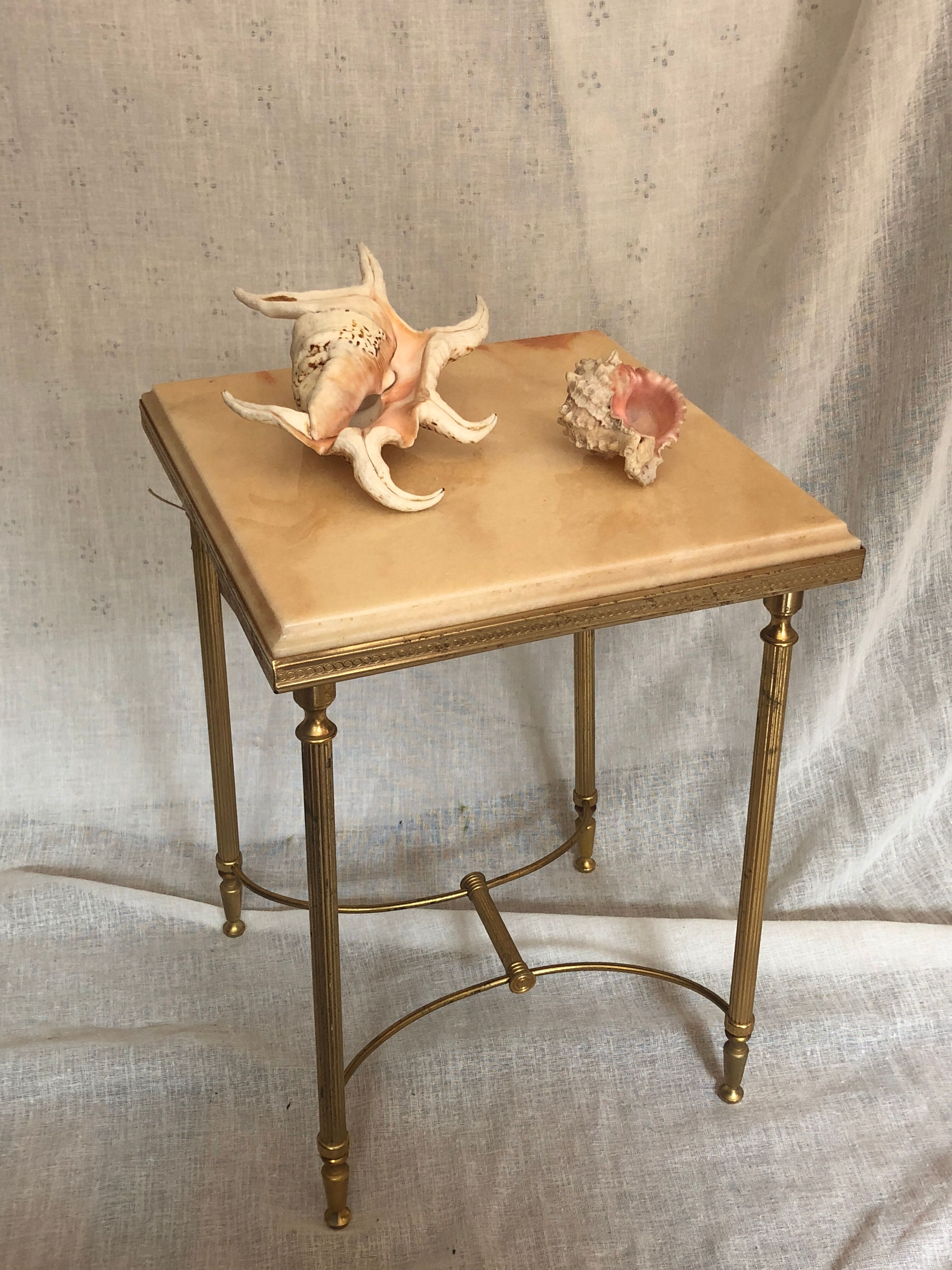 Spot like that marble and brass