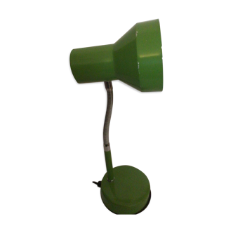 Flexible articulated table lamp in olive green vintage chrome metal.