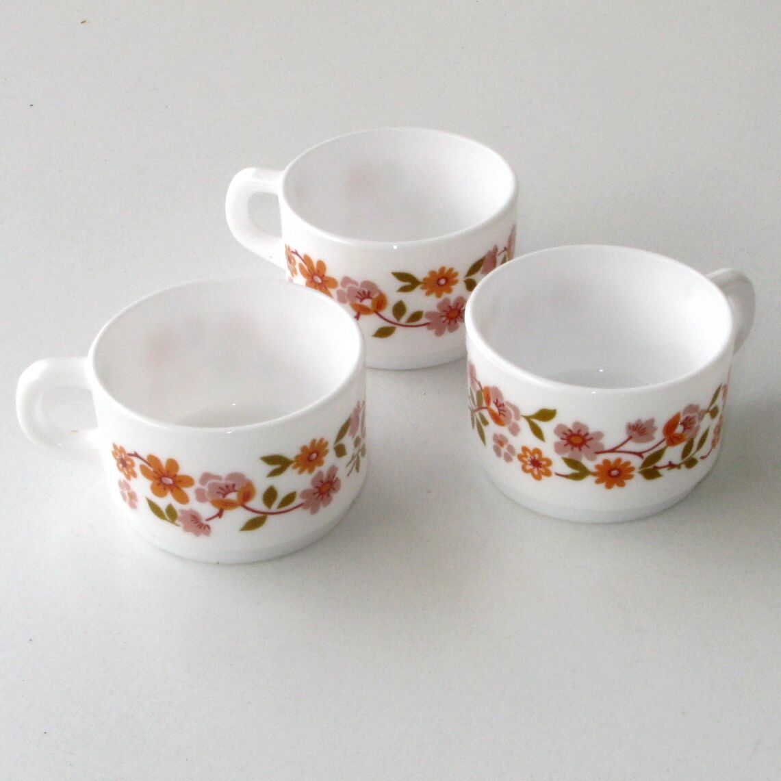 3 coffee cups and 3 lunch cups arcopal - vintage orange flower model