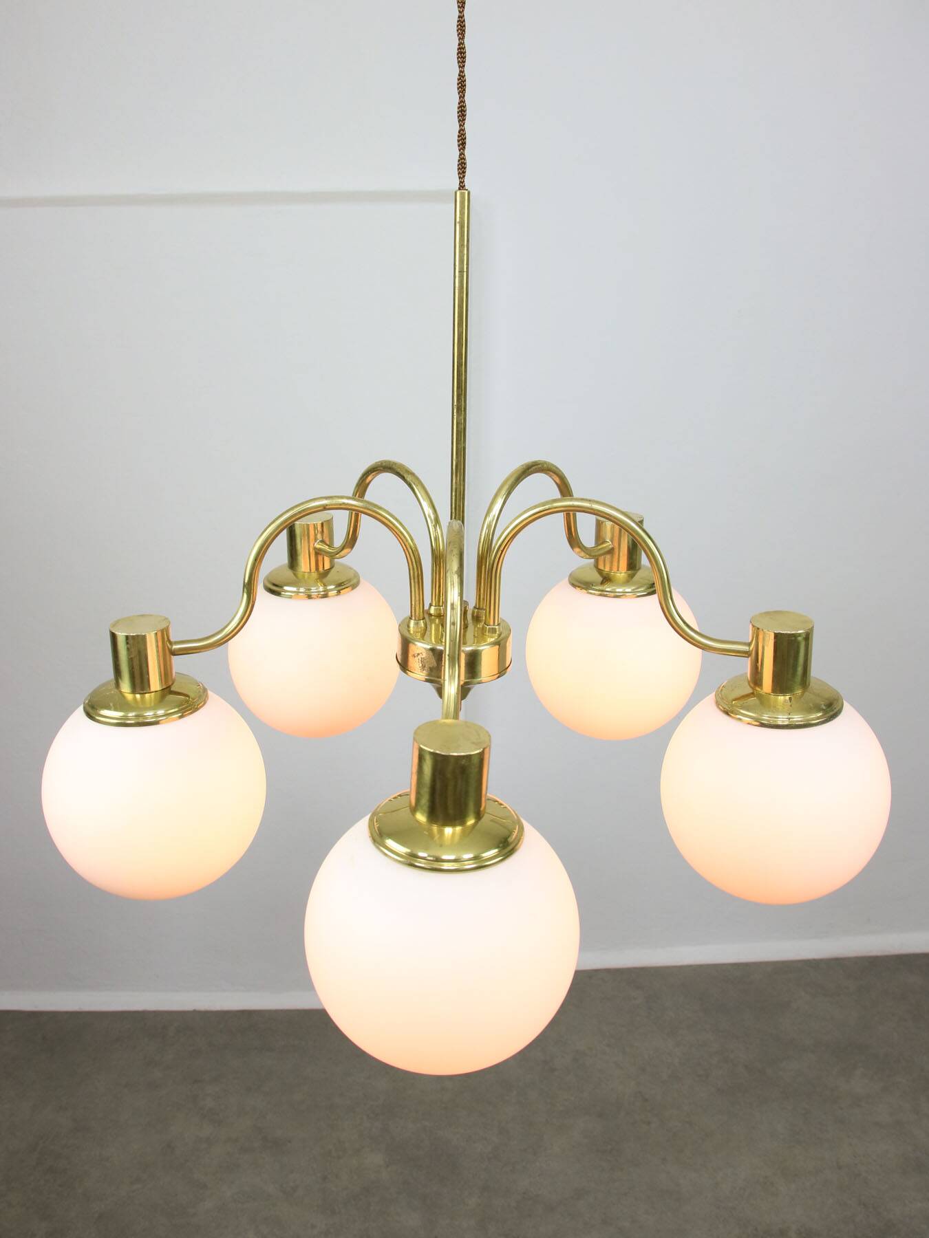 Italian Mid century Modern Chandelier in Brass and Opaline Glass, 1960s