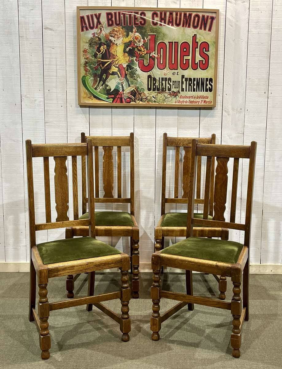 Set of 4 English oak chairs from the 1930s