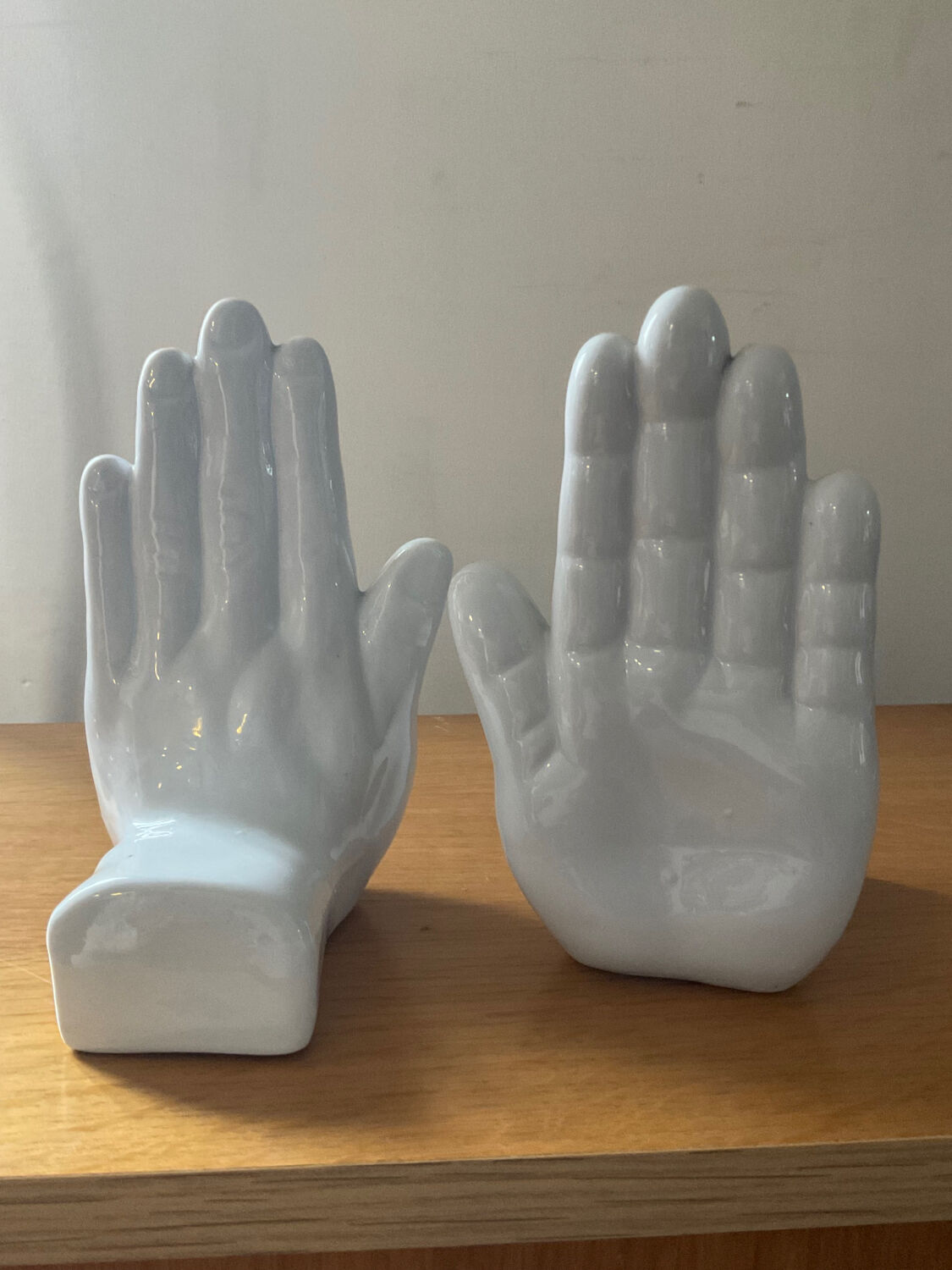 Pair of ceramic hand bookends in the 70s