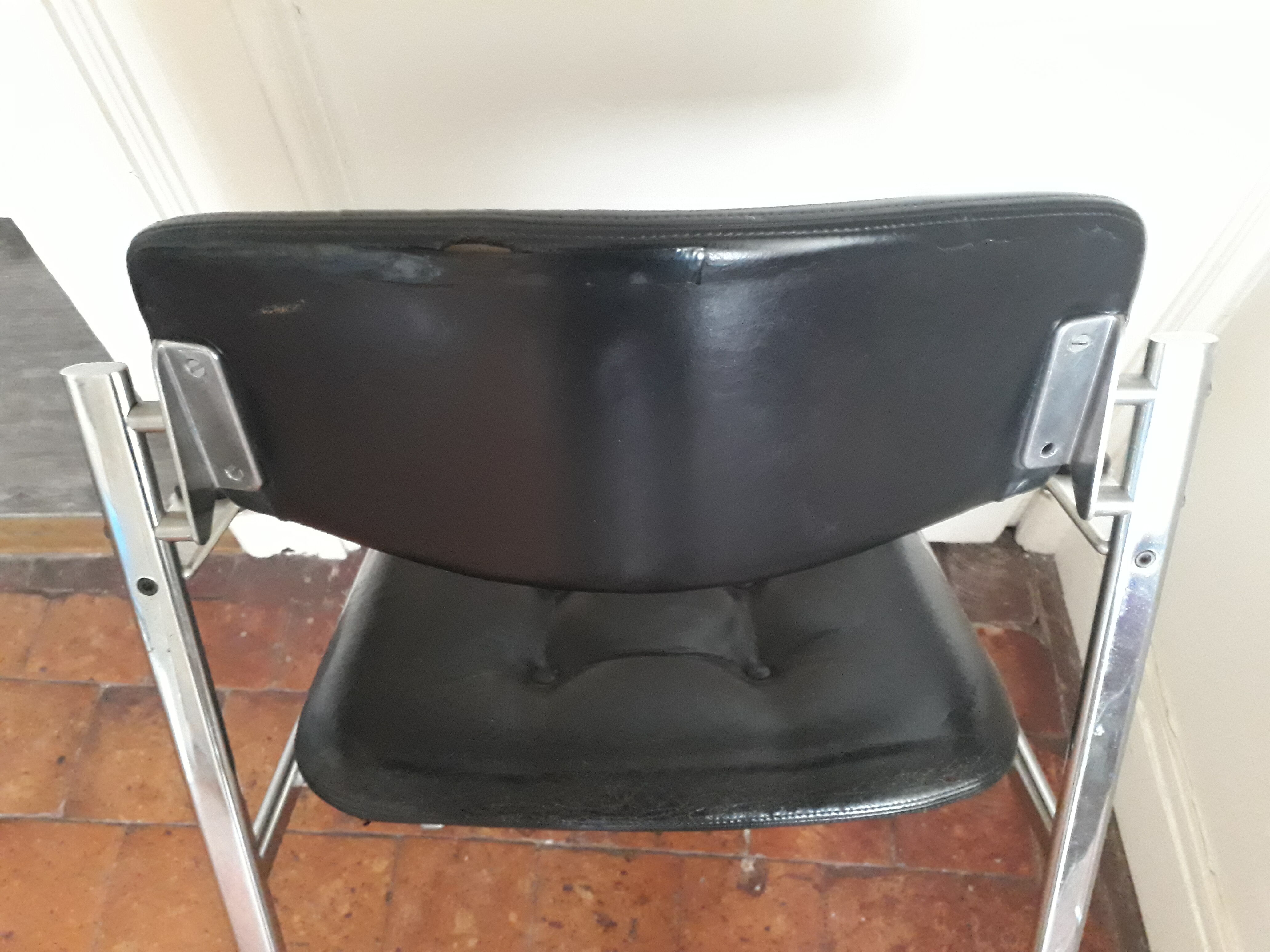 Office armchair vintage design 1940/1960 black leather and chrome