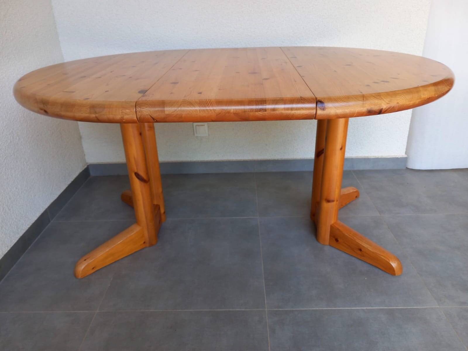 Round pine table, Denmark, 1980s