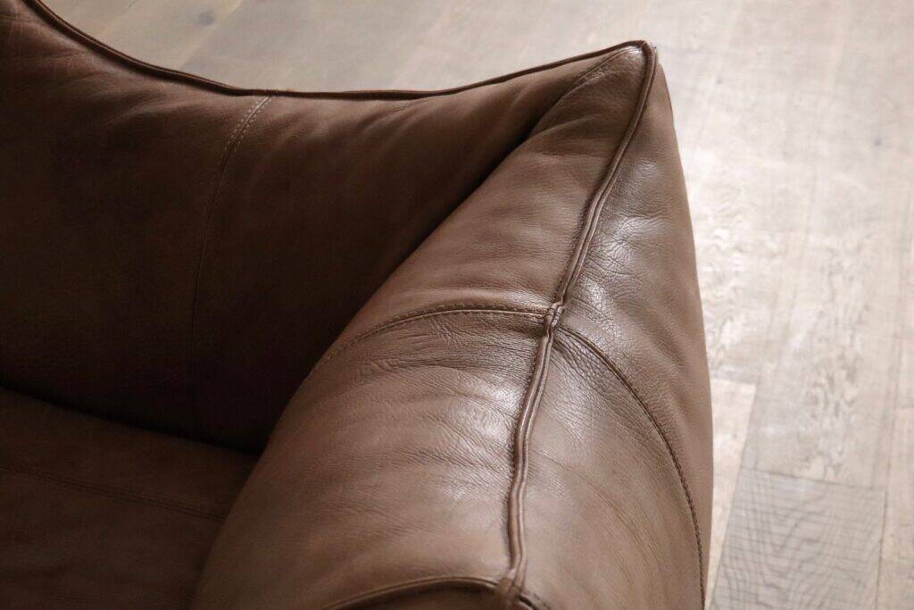 Le Bambole sofa in buffalo leather by Mario Bellini for B&B Italia, 1970s