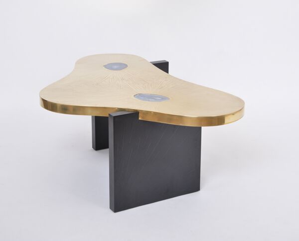 Table basse en laiton gravé avec pierres d'Agathe dans le style de Lova Creation