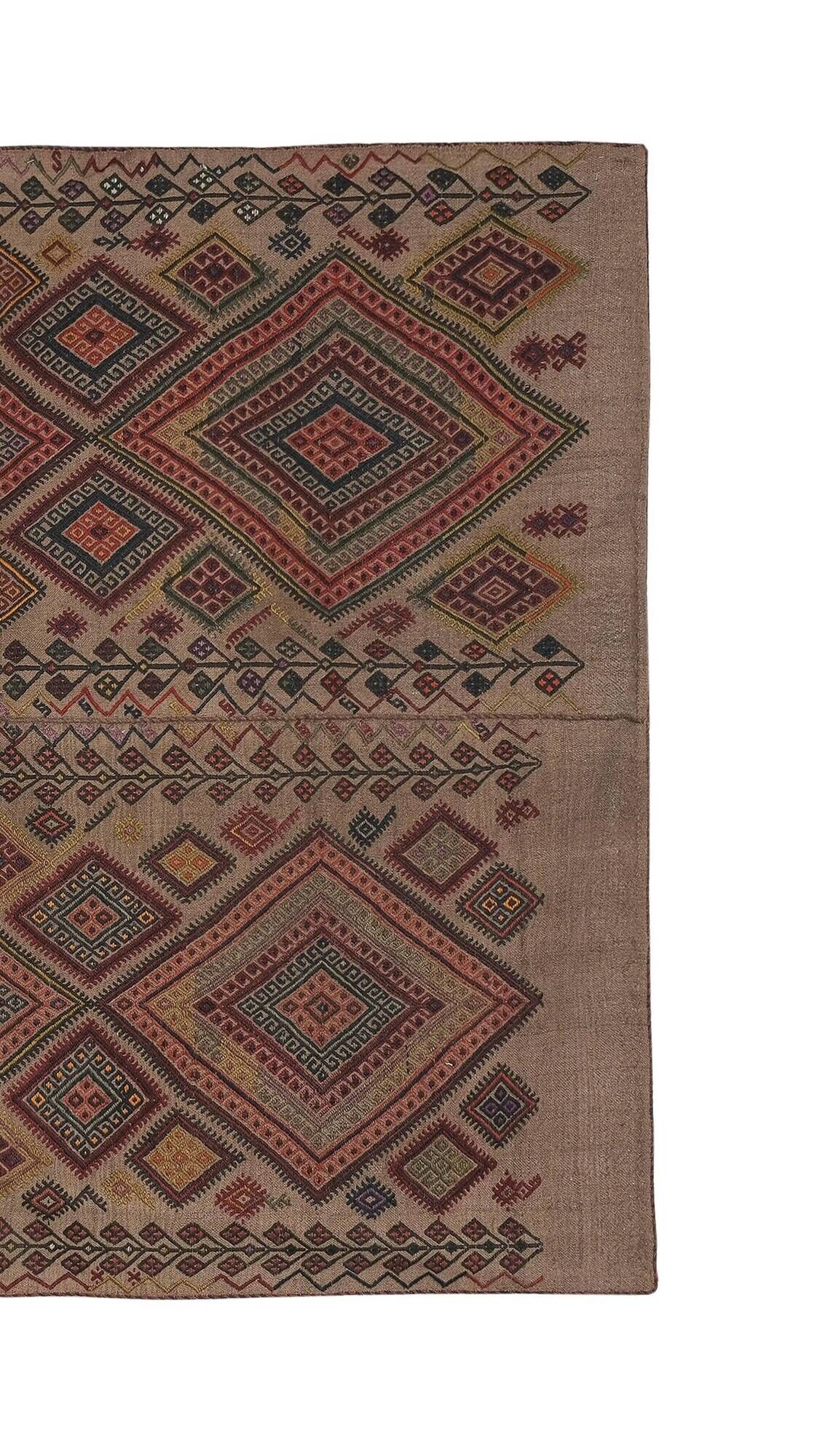 Vintage Turkish kilim, handwoven, 175x203 cm.