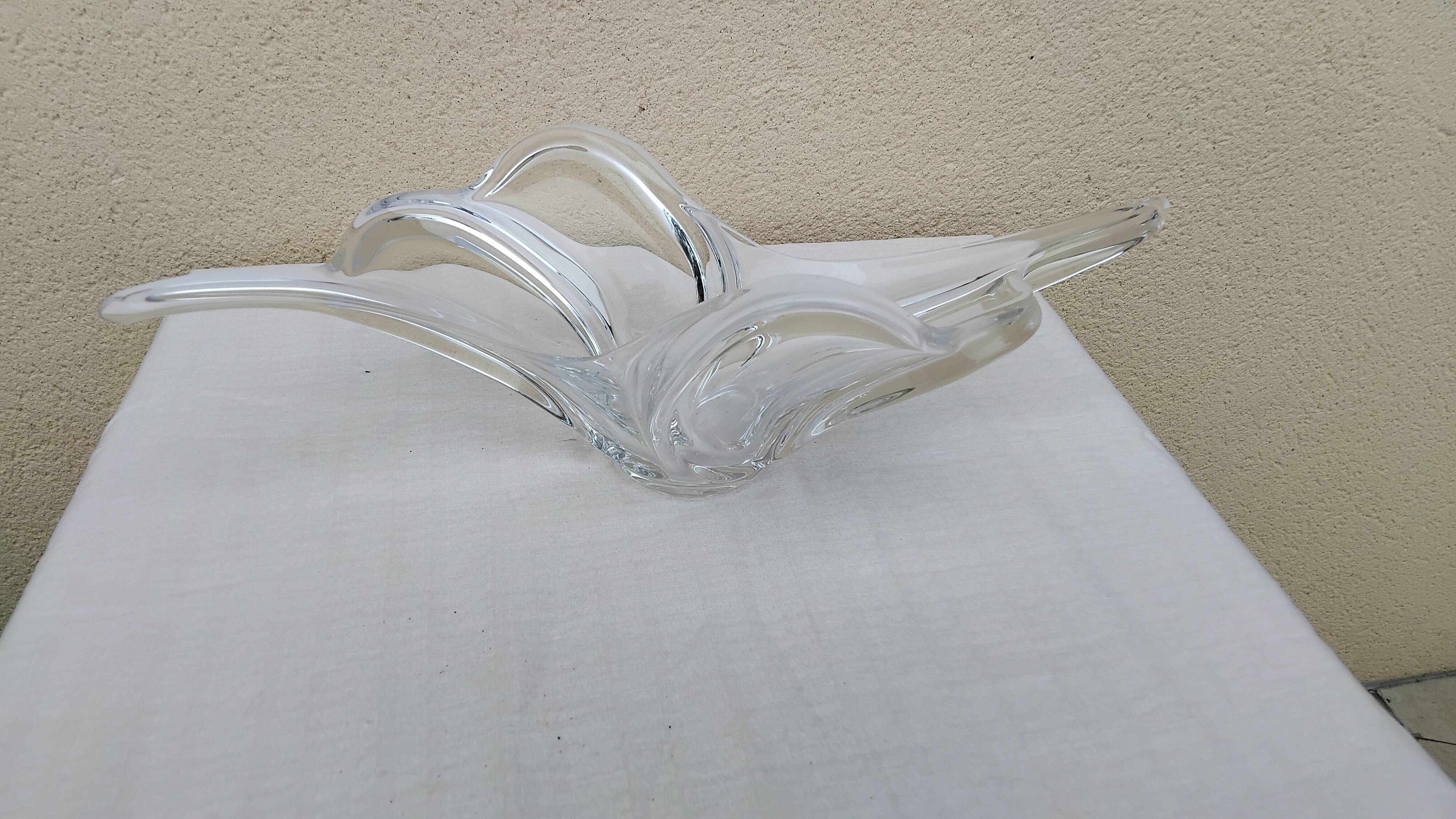 Vintage vannes art crystal fruit bowl